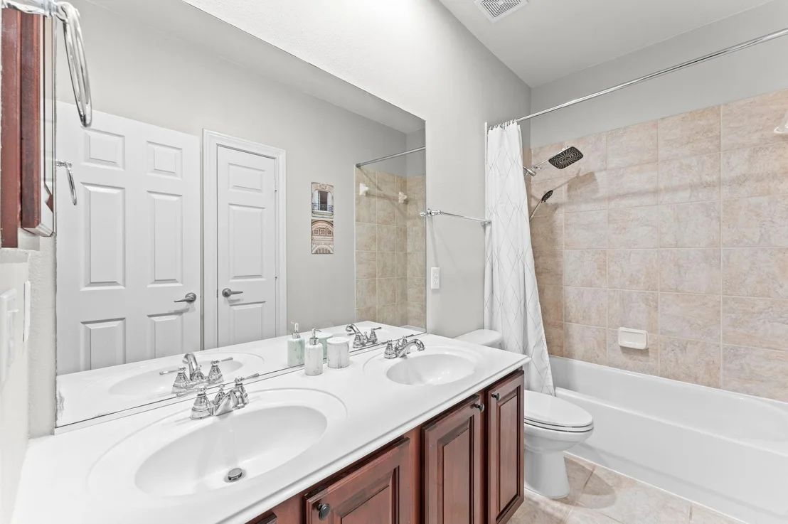 Photo of 7218 Diamond Falls Lane