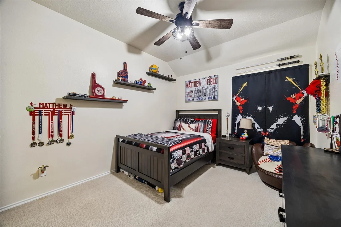 Photo of 1614 Colonial Crest Drive