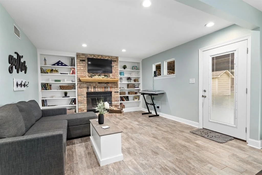 Photo of 12802 Bergeron Drive