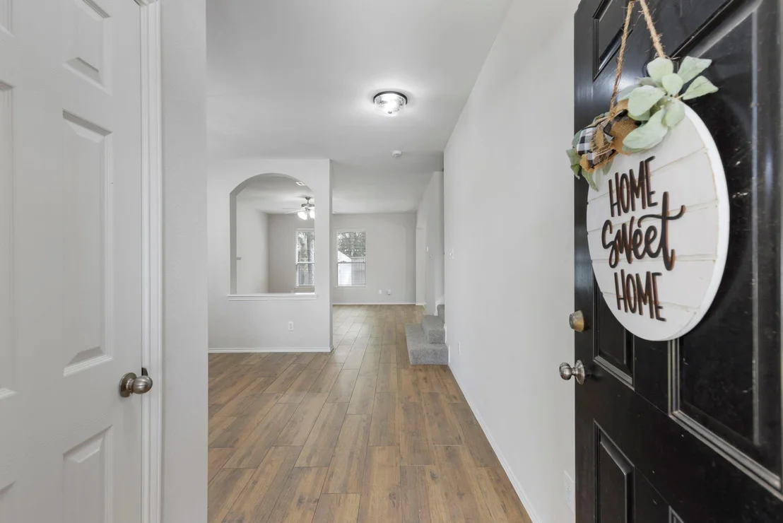 Photo of 2318 Colonial Springs Lane