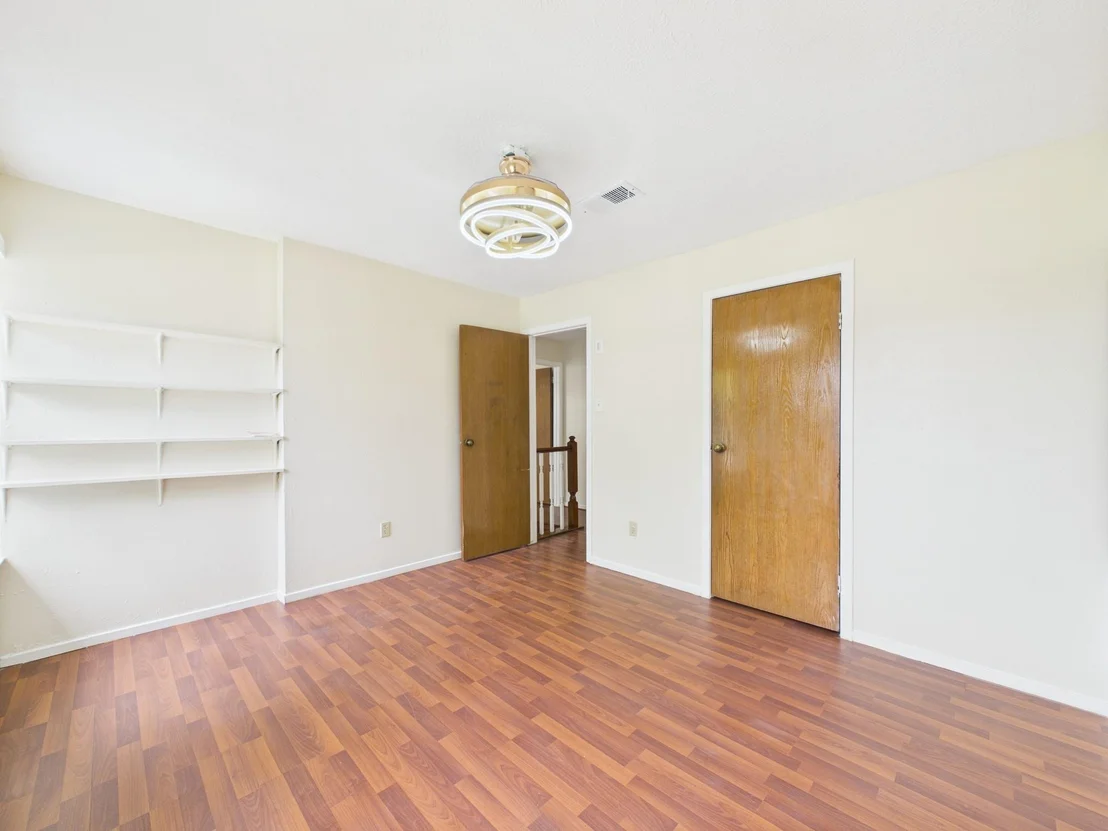 Photo of 459 Woodrail Drive