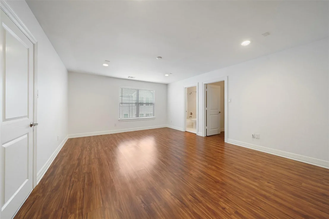 Photo of 724 Link Road