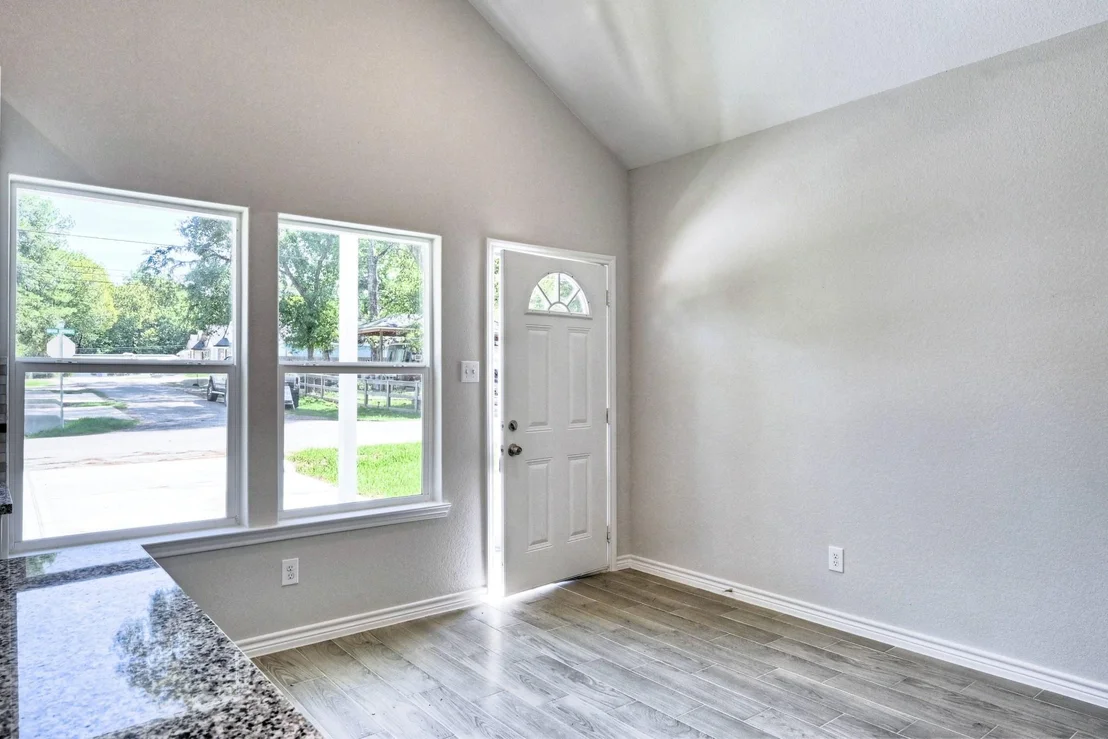 Photo of 11789 White Cedar
