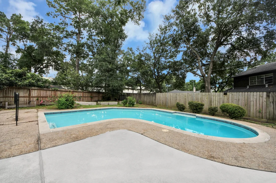 Photo of 5807 Foresthaven Drive