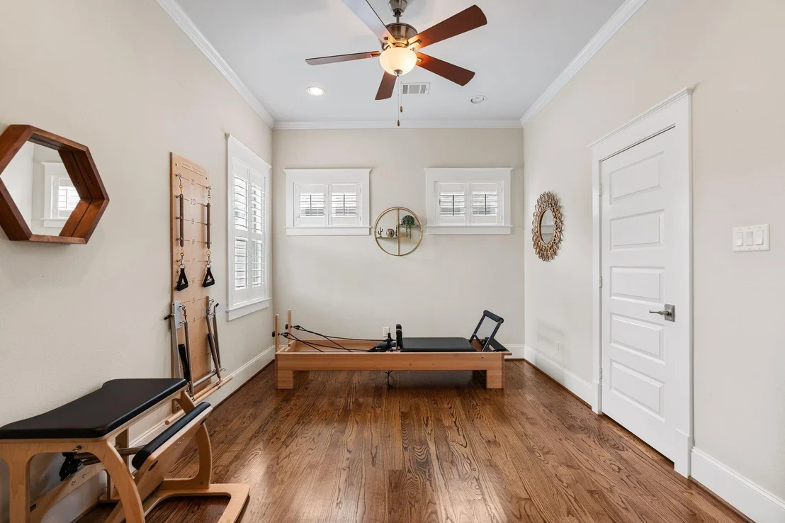 Photo of 1217 Chippendale Road