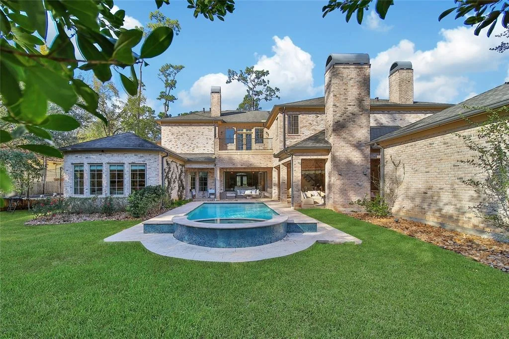 Photo of 306 Rainier Drive