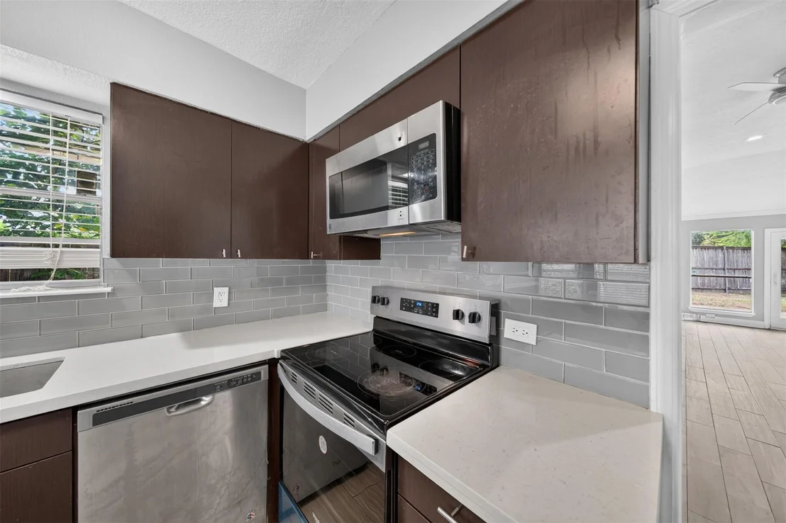 Photo of 2963 Shadow Trail Drive