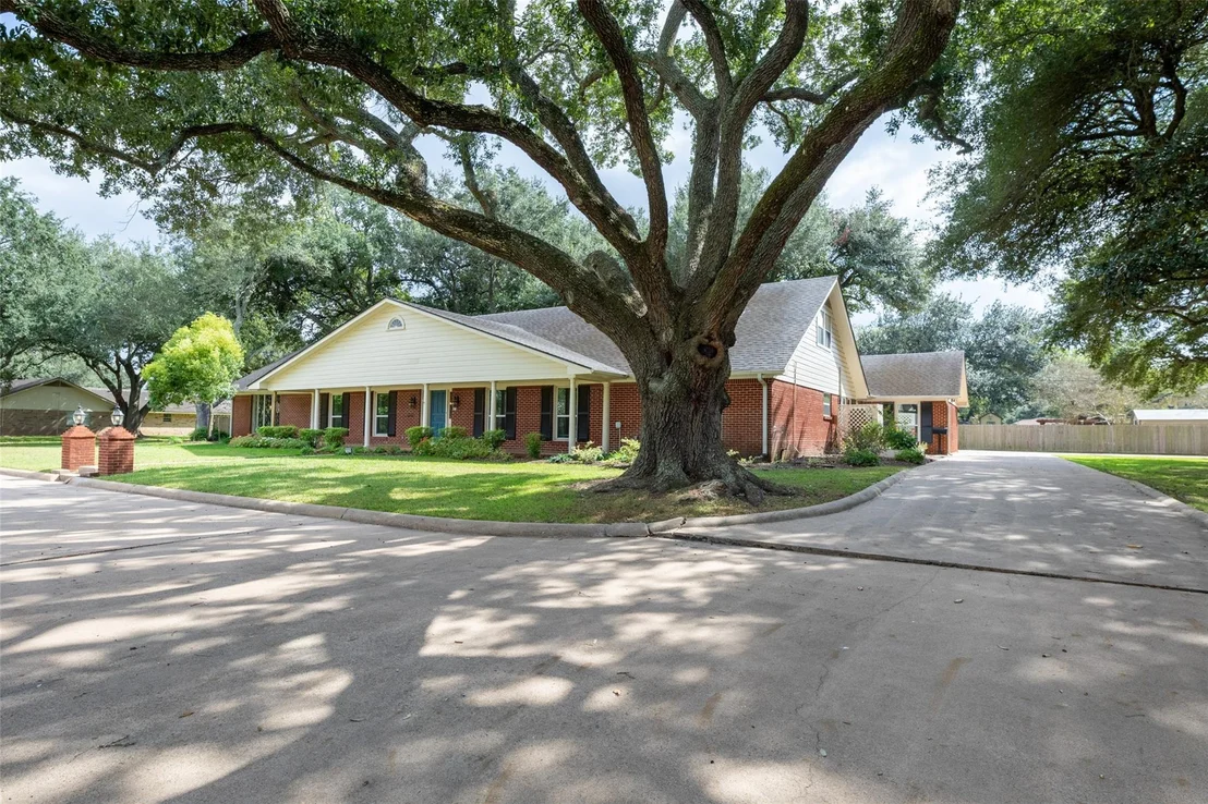 Photo of 1426 Park Lane