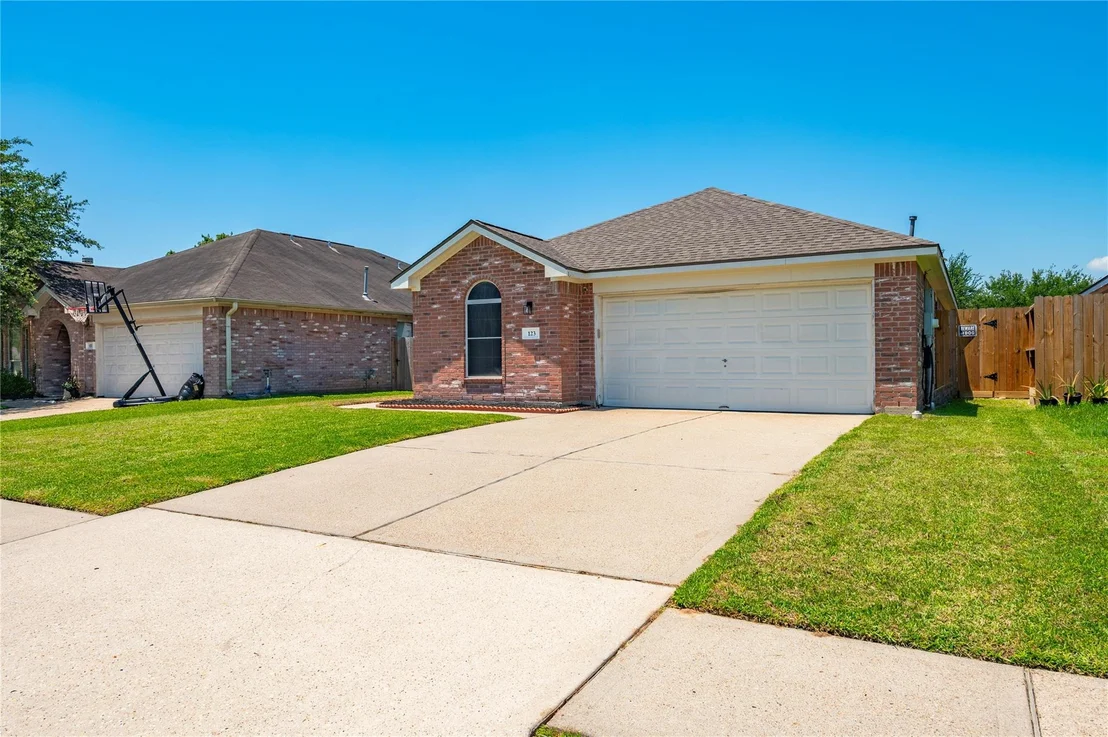 Photo of 123 Sunset Falls Drive
