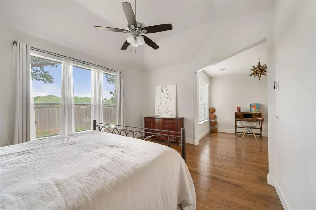 Photo of 11111 Hillside Glen Trail