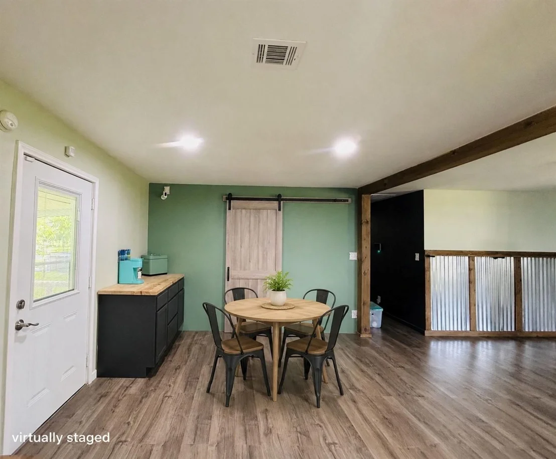 Photo of 7771 County Road 400