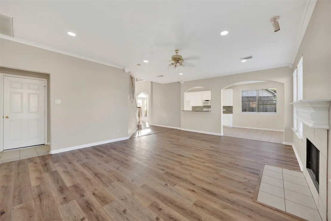Photo of 5603 Lowellberg Lane