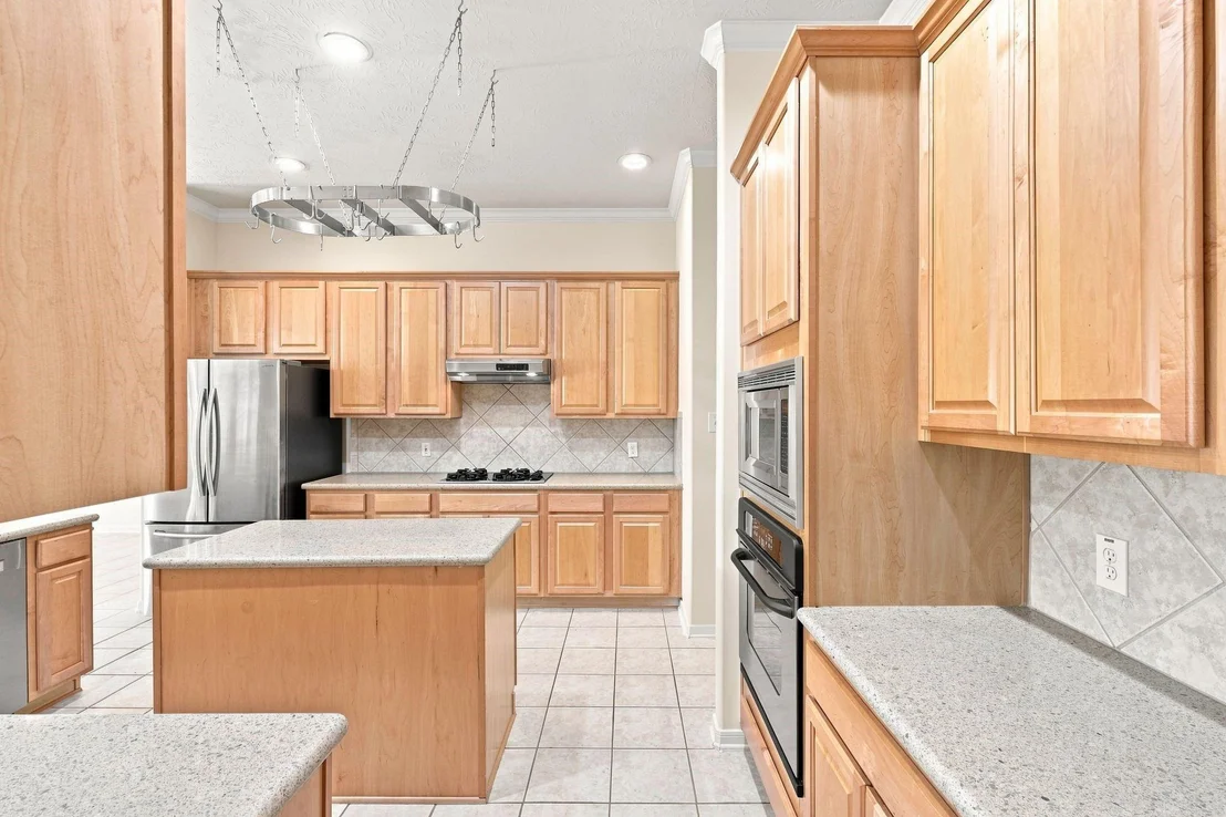 Photo of 6127 Merry Pine Court