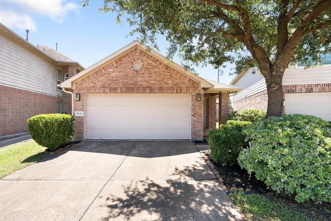 Photo of 9326 Valley Tree Lane