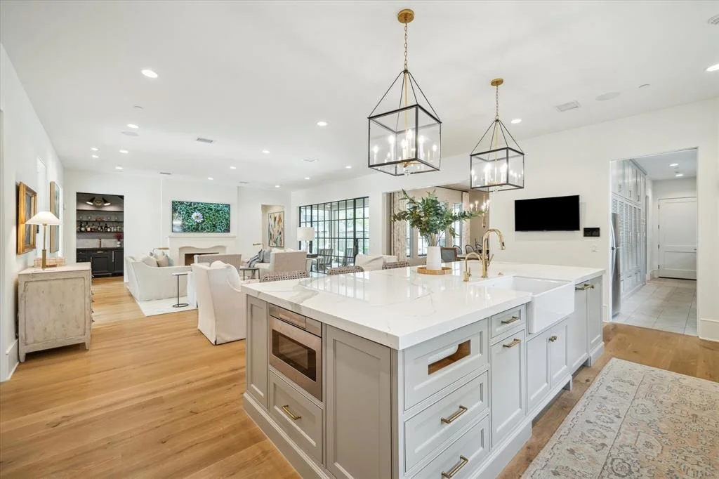 Photo of 415 Coachman Lane