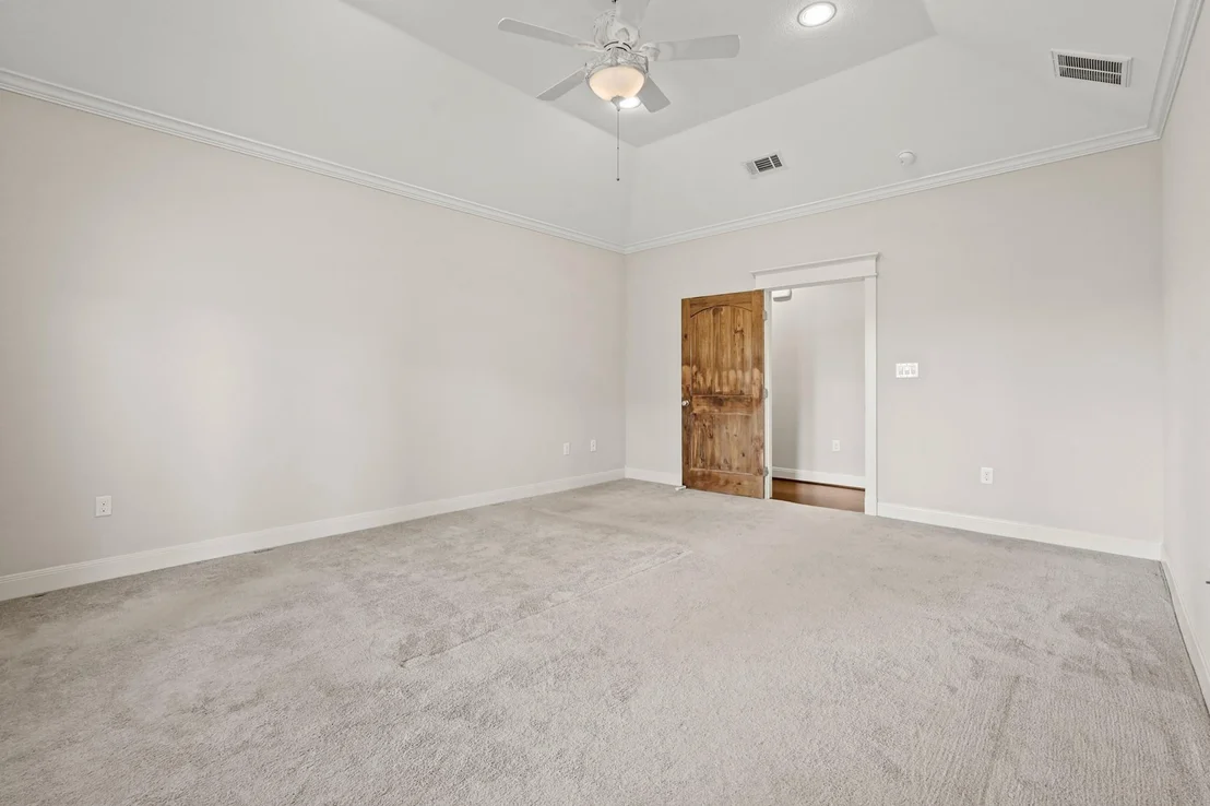 Photo of 2910 Fortuna Drive