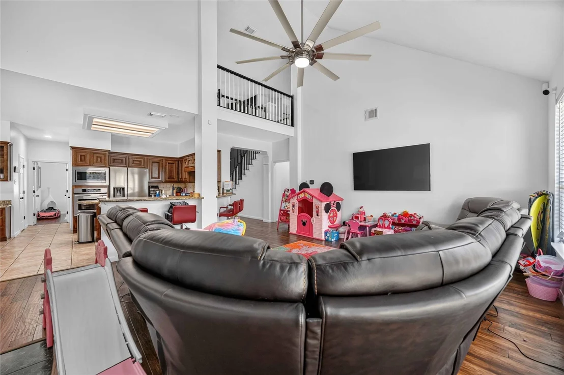 Photo of 2818 Maple Bend Drive