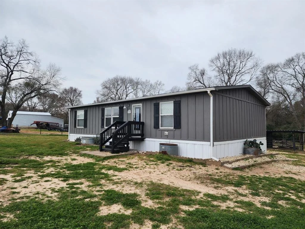 Photo of 28319 Clarke Bottom Road