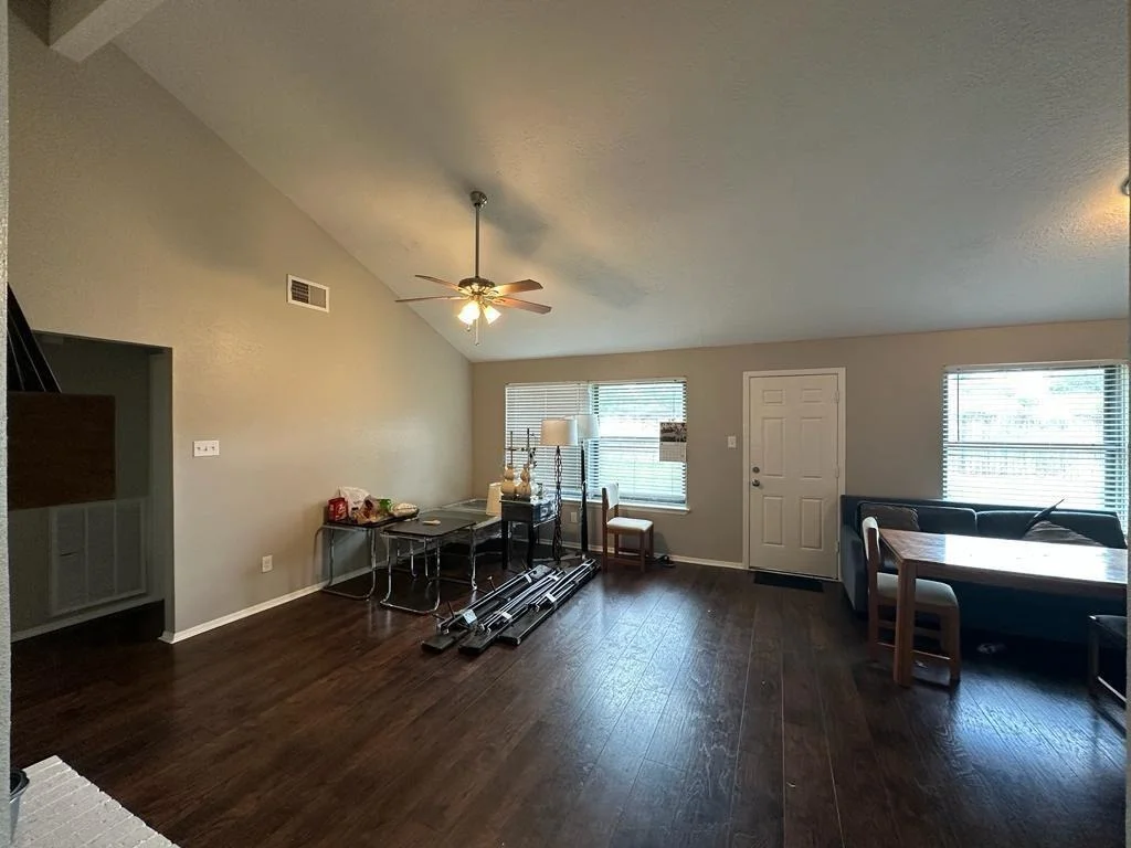 Photo of 10921 Pecan Drive