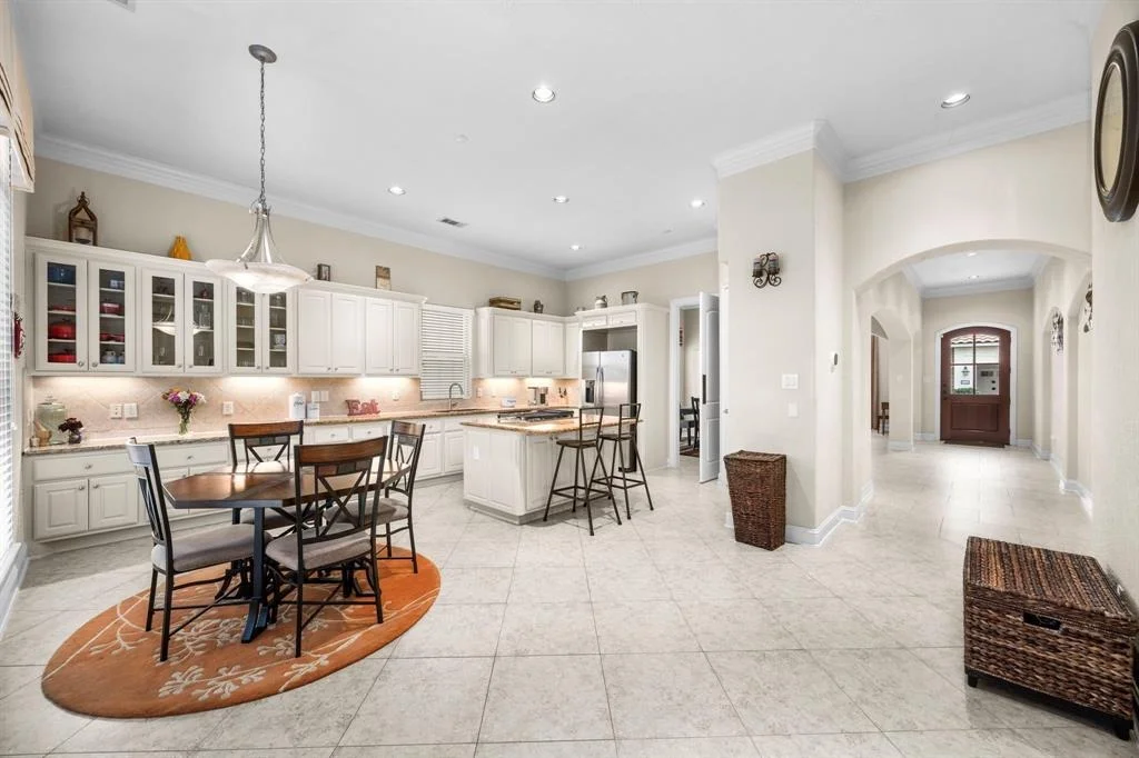 Photo of 2627 Tudor Manor