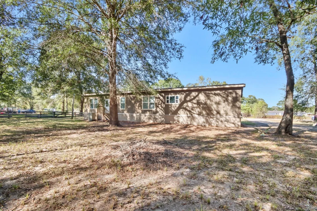 Photo of 27626 County Road 3745