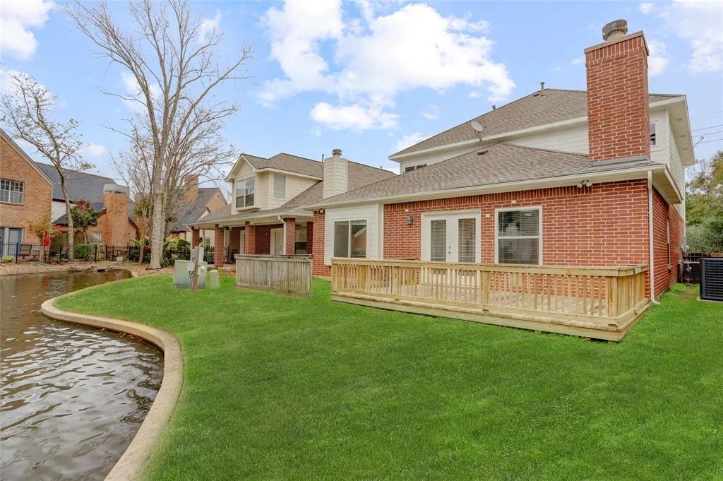 Photo of 7685 Ameswood Road