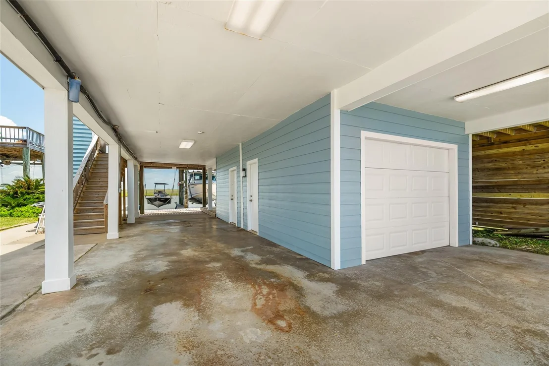 Photo of 513 Swordfish Lane