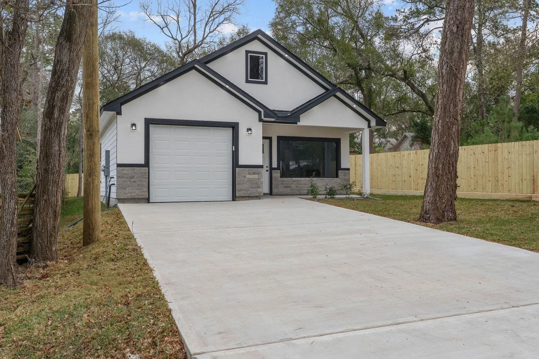 Photo of 15090 Austin Road
