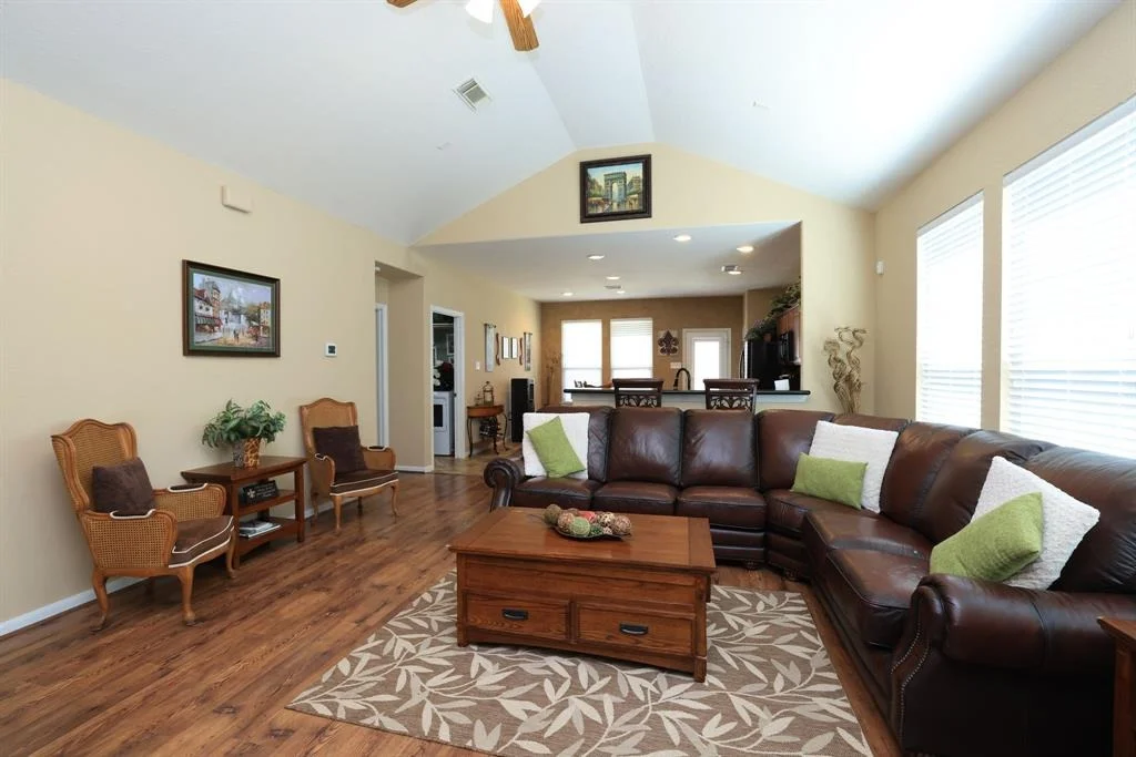 Photo of 9331 Edgeloch Drive