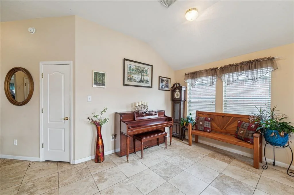 Photo of 2417 Horseshoe Bend