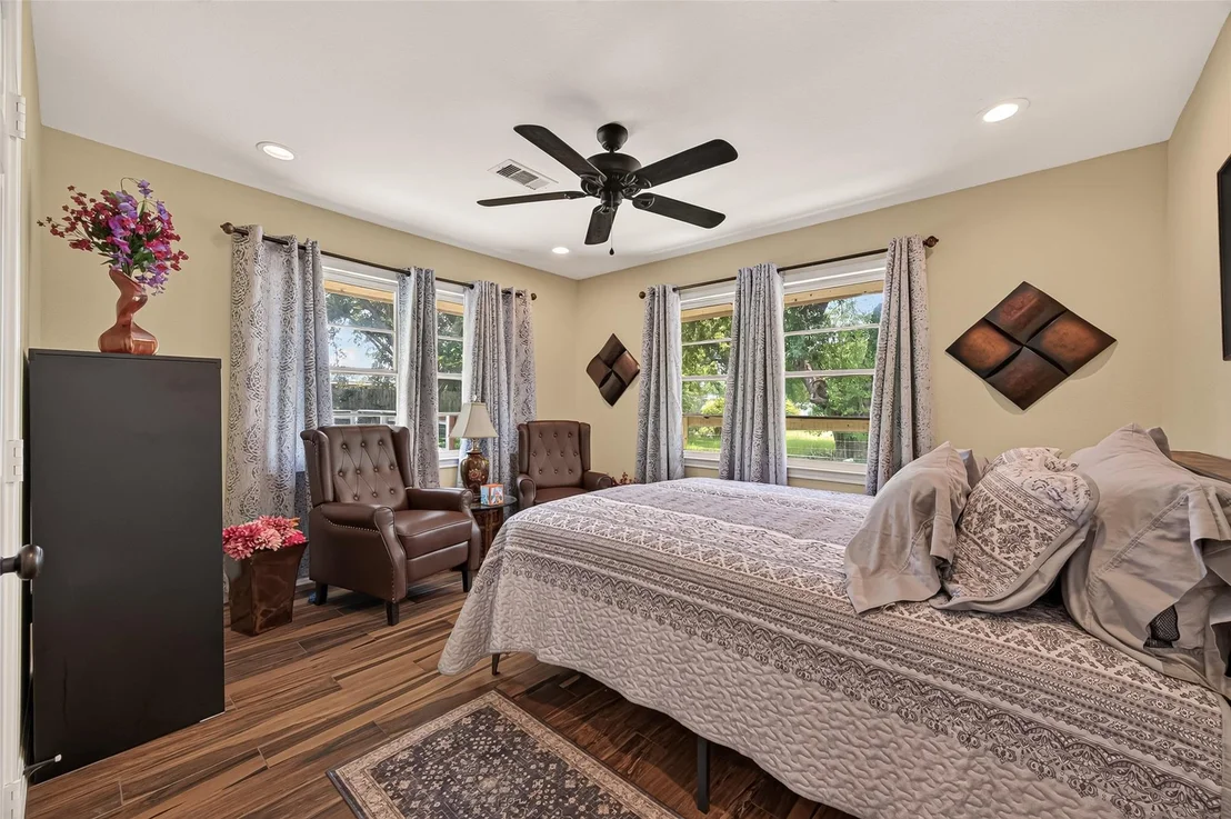 Photo of 5606 Highland Road