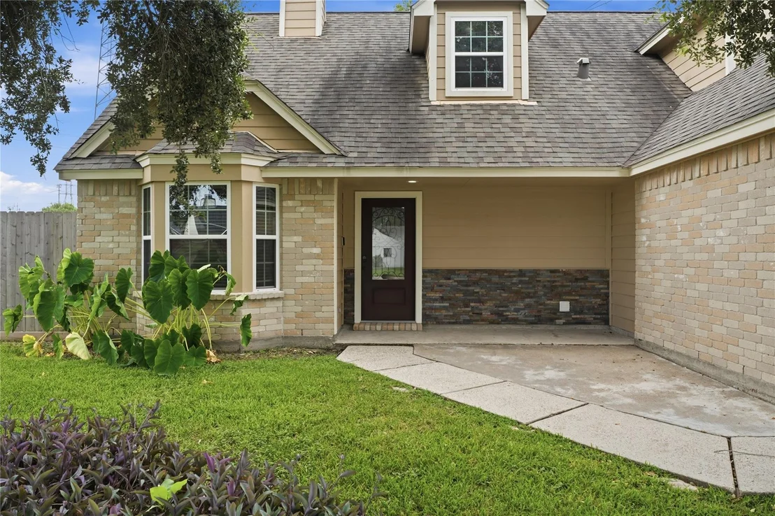 Photo of 2017 Eastwind Drive
