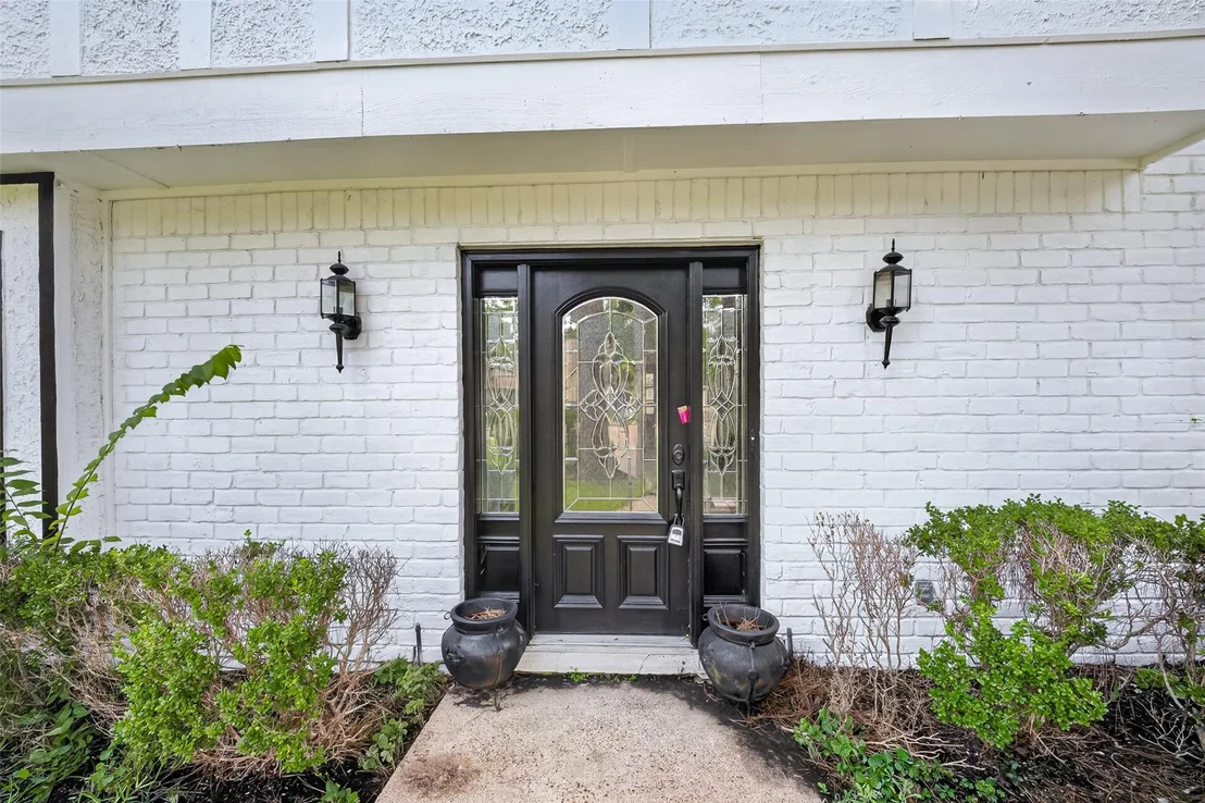 Photo of 1123 Suwanee Lane