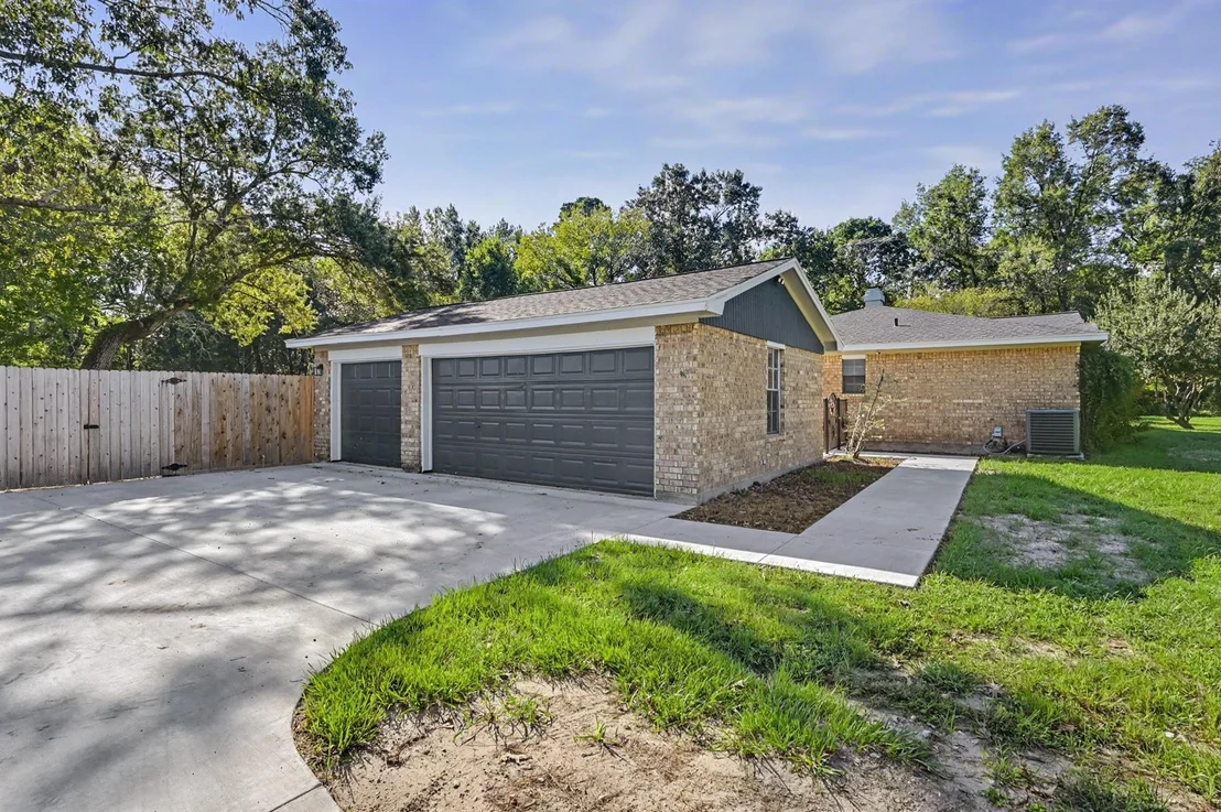 Photo of 17005 White Birch Lane