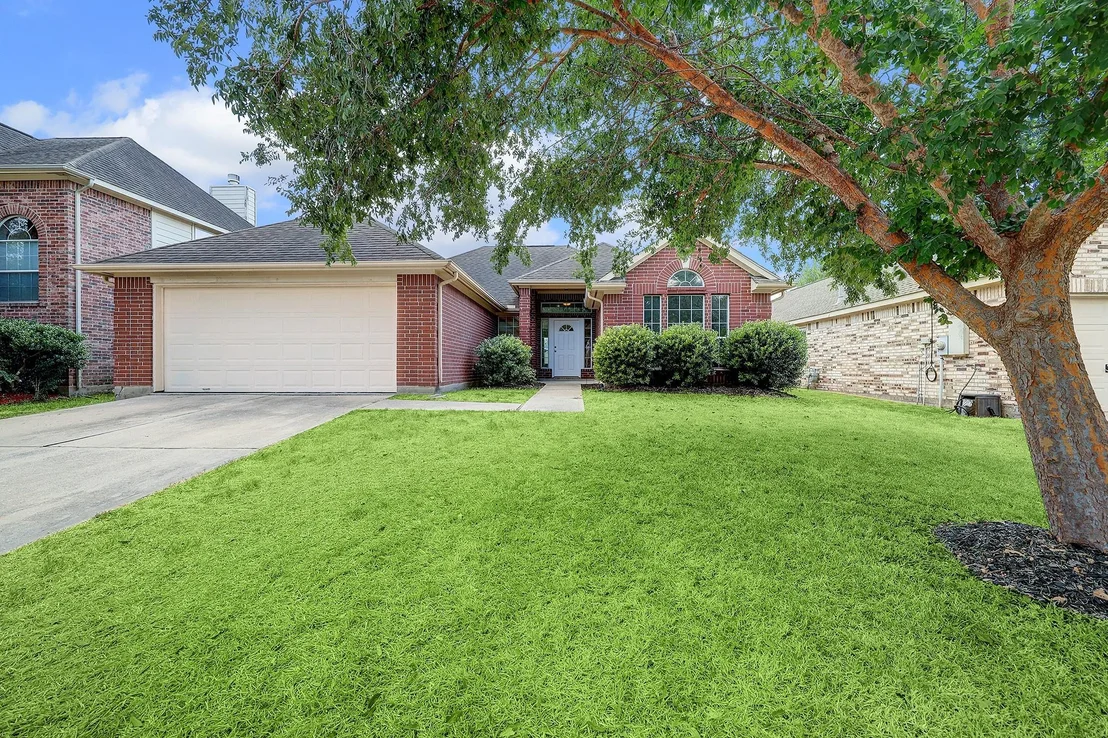 Photo of 24031 Holleygate Court