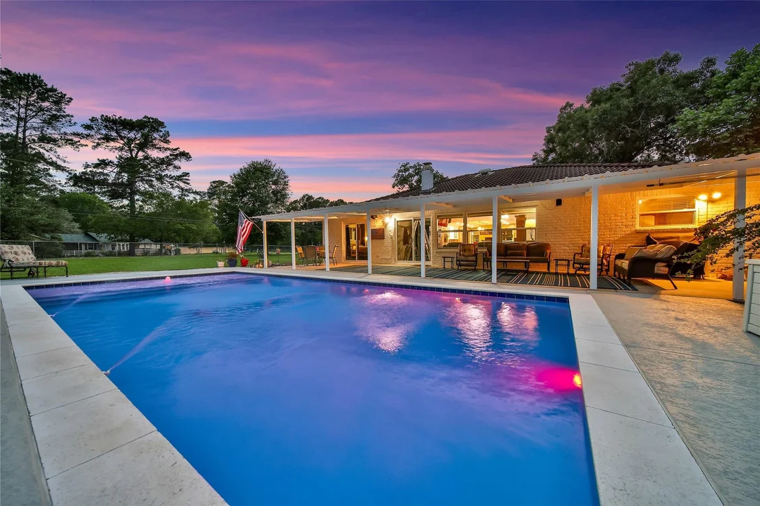 Photo of 23519 Saxon Way