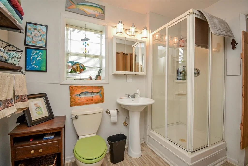 Photo of 2365 W Bayshore Drive