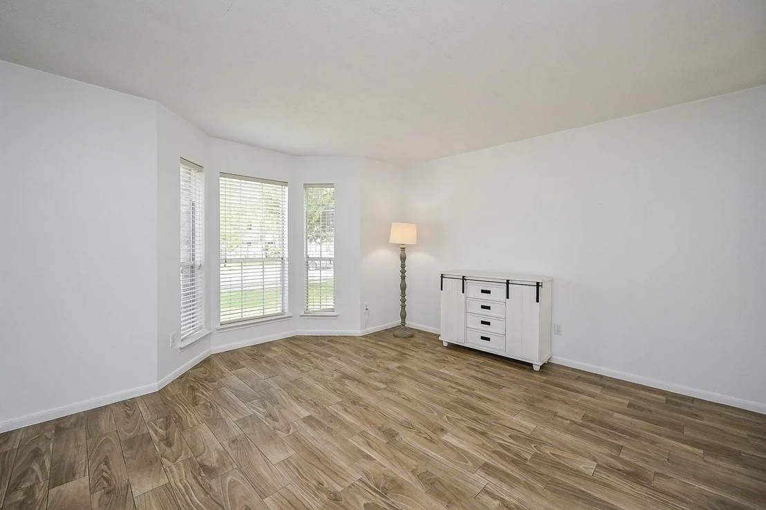 Photo of 2534 Halstead Drive