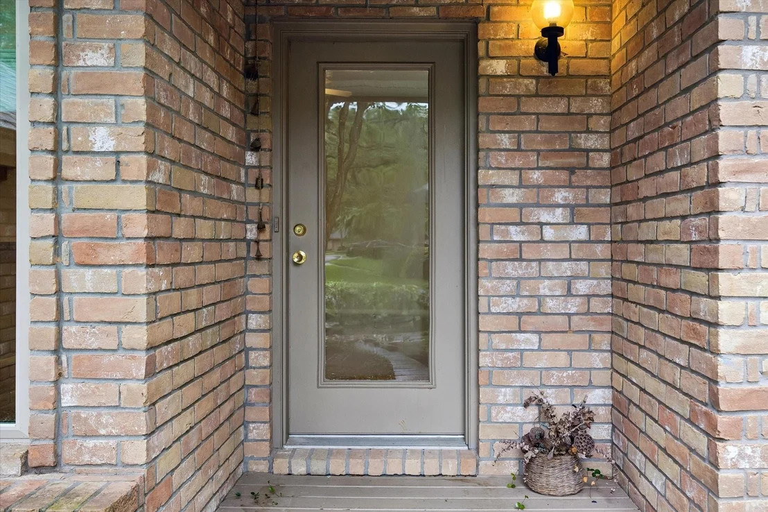Photo of 46 Lakeridge Drive