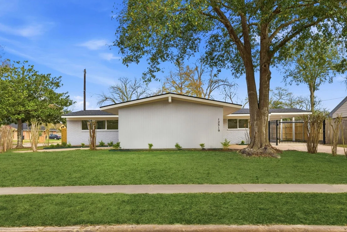 Photo of 12319 Renwick Drive