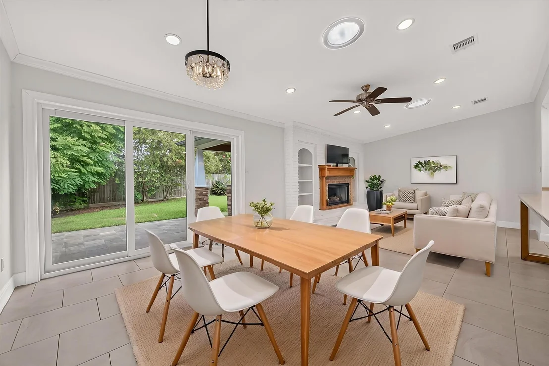 Photo of 11126 Cedarhurst Drive