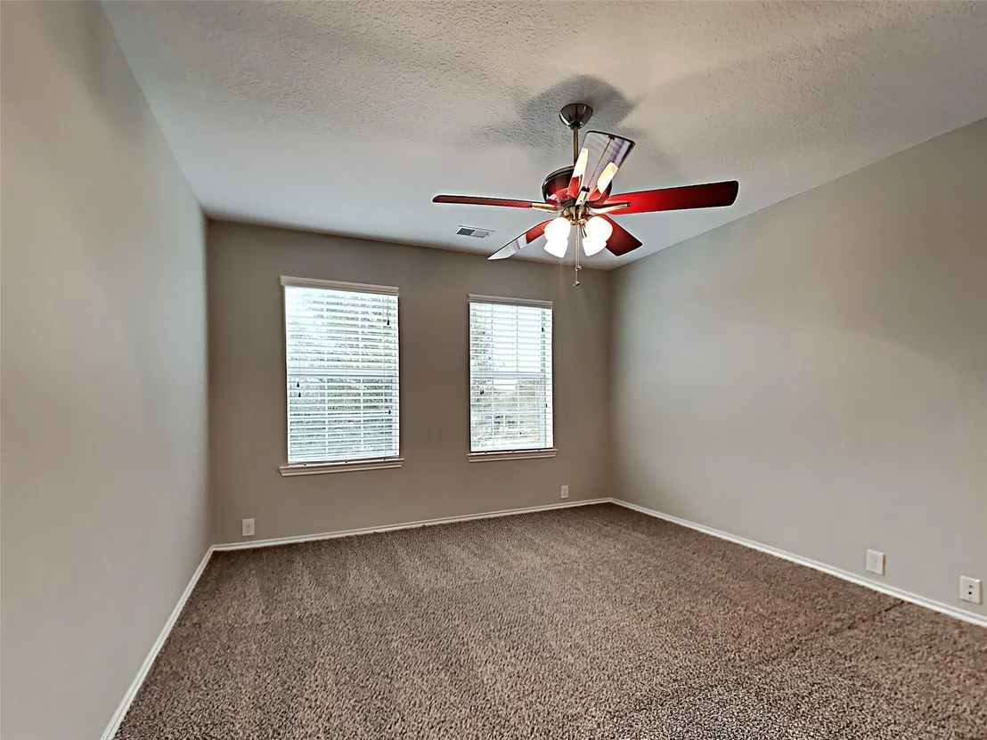 Photo of 1002 Honeysuckle Vine Drive