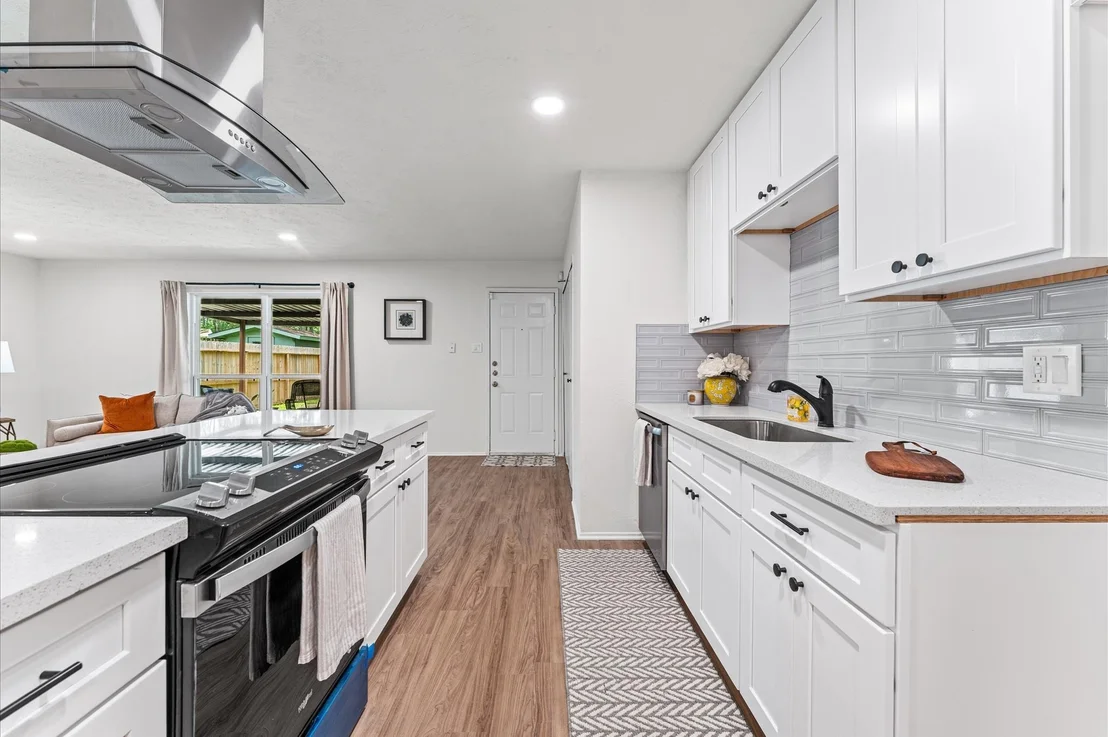 Photo of 2651 Lark Lane