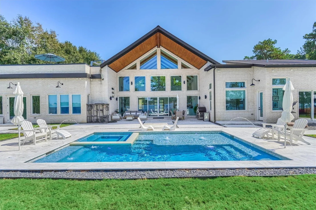 Photo of 9228 Lake Conroe Drive