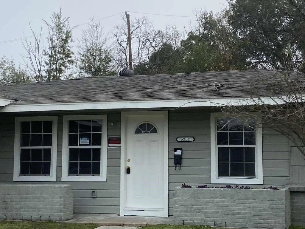 Photo of 5251 Perry Street
