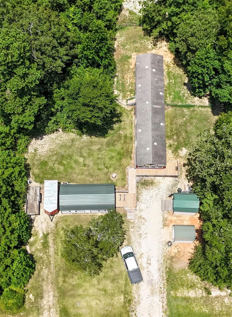 Photo of 41 Oak Shade Lane