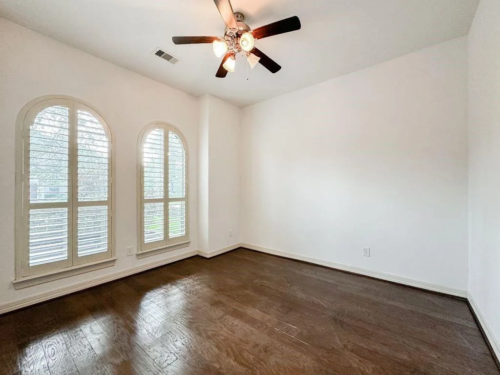 Photo of 14 Spincaster Dr