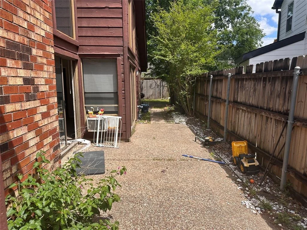 Photo of 13122 Stillington Drive
