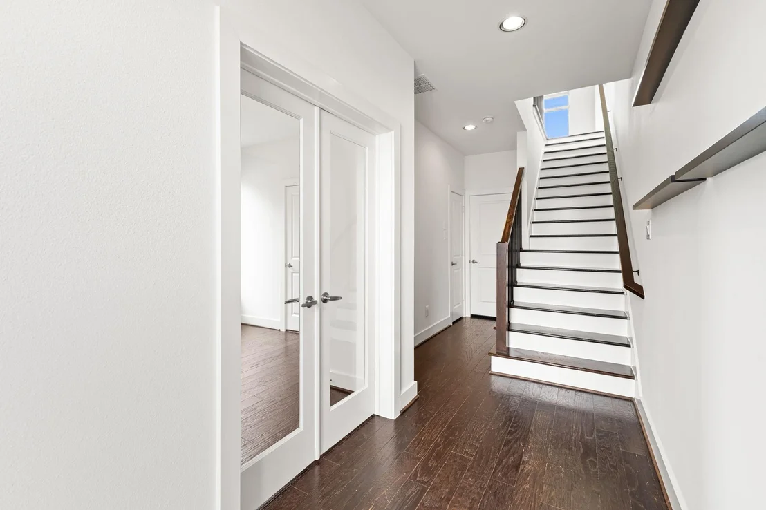 Photo of 196 Harvard Street