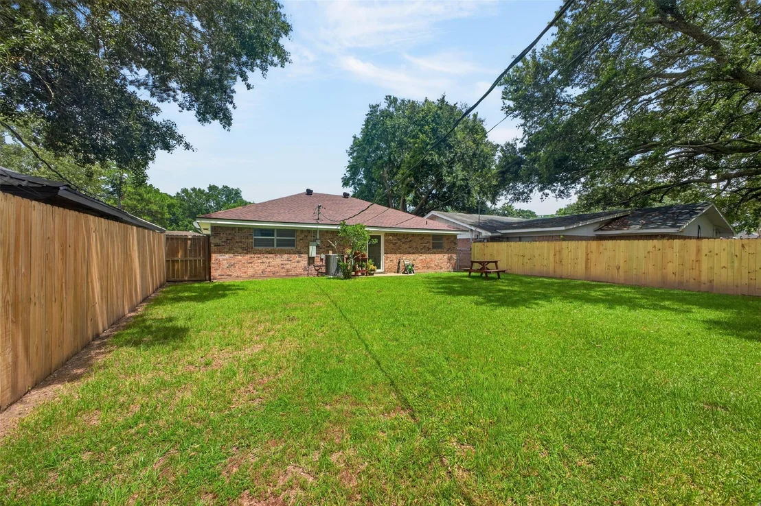Photo of 1320 W Palm Drive